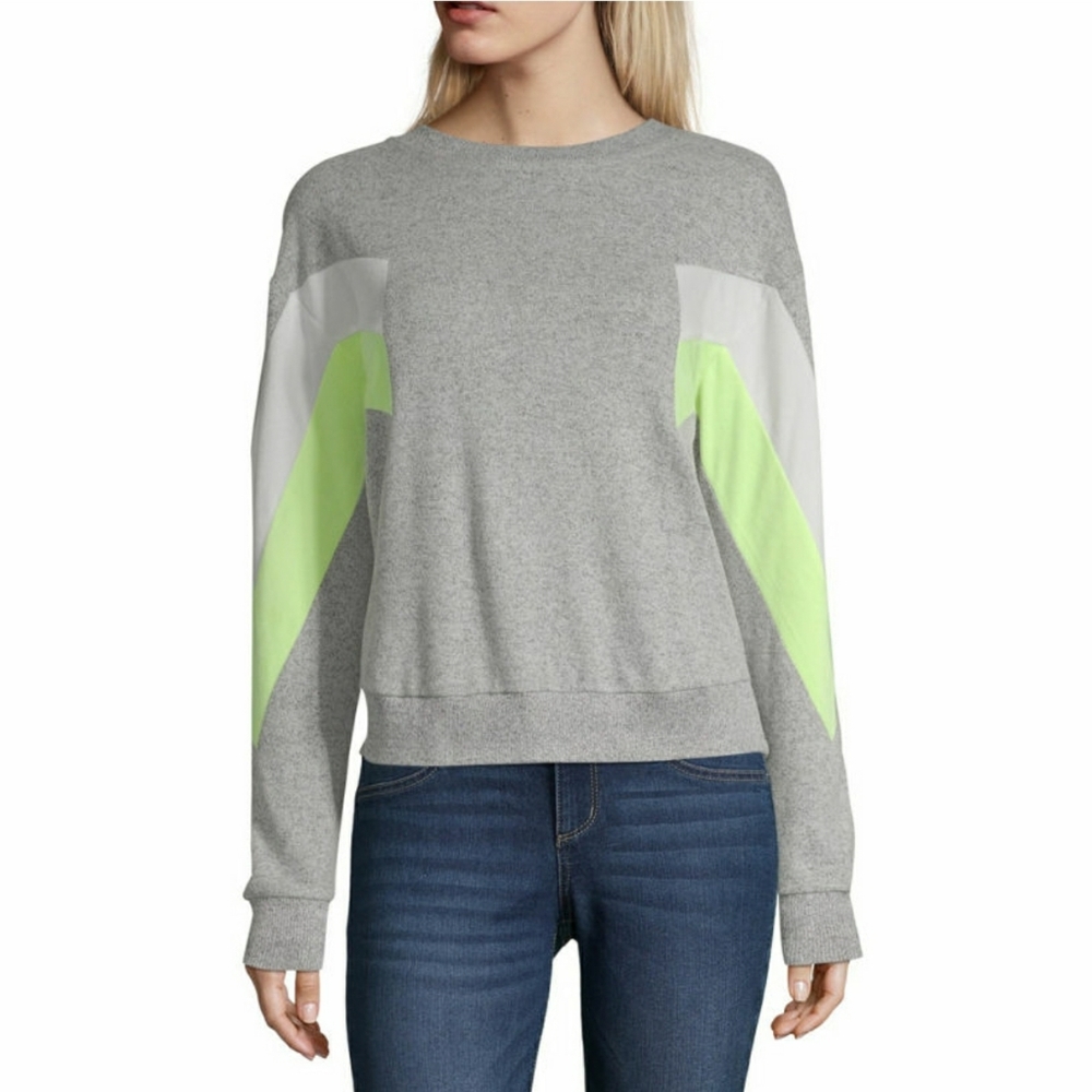 New Long sleeve pullover - Picture 2 of 7